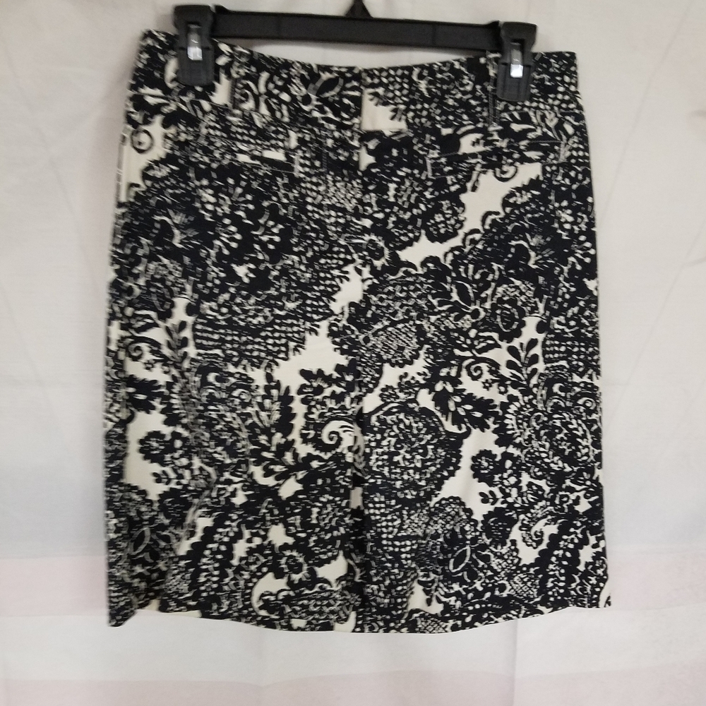Talbots Petites Stretch Size 4 Black Cream
